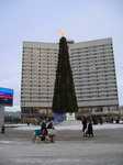 Мурманск, новогодняя елка на площади 'Пять Углов'